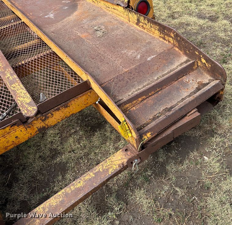 image for item NE9045 1979 Belshe T-2GN  equipment trailer