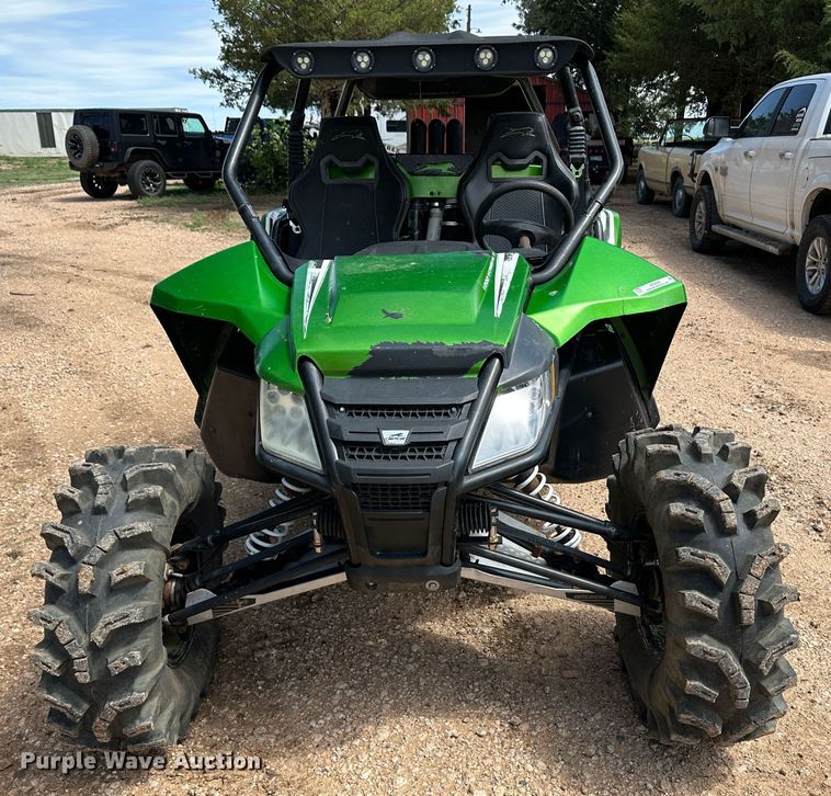 image for item NE9049 2012 Arctic Cat  utility vehicle