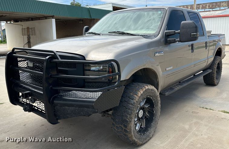 image for item NE9050 2007 Ford F350 Super Duty  Crew Cab pickup truck
