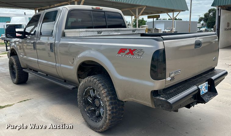 image for item NE9050 2007 Ford F350 Super Duty  Crew Cab pickup truck