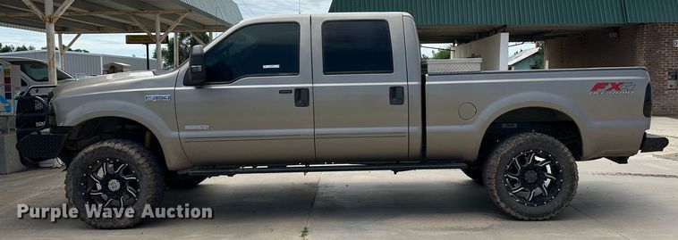 image for item NE9050 2007 Ford F350 Super Duty  Crew Cab pickup truck