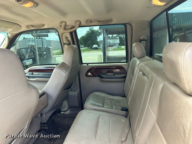 image for item NE9050 2007 Ford F350 Super Duty  Crew Cab pickup truck