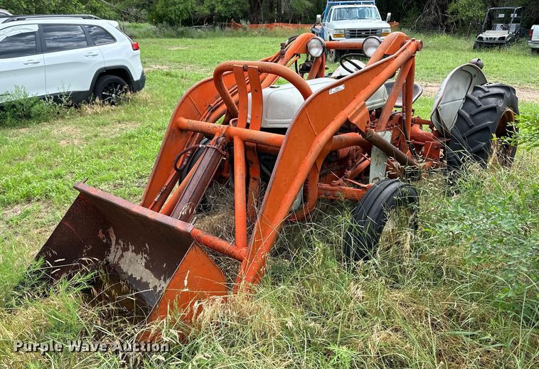 image for item NE9056 1948 Ford 8N  tractor