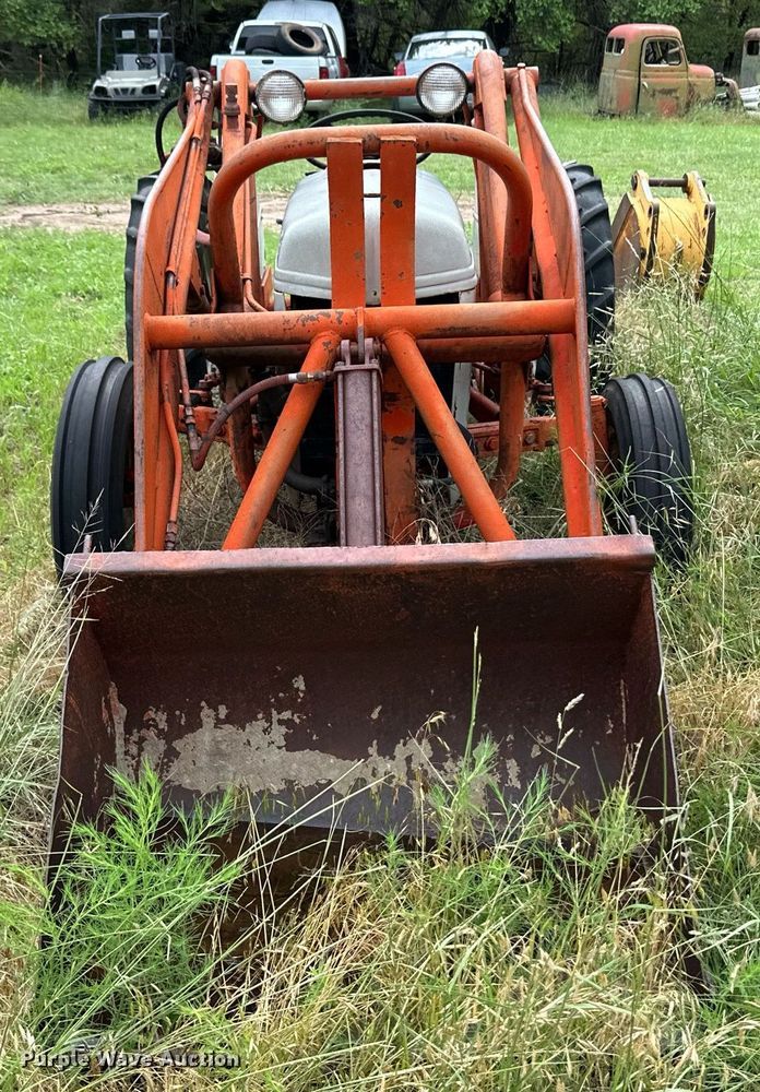 image for item NE9056 1948 Ford 8N  tractor