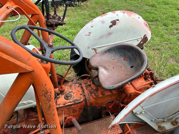 image for item NE9056 1948 Ford 8N  tractor