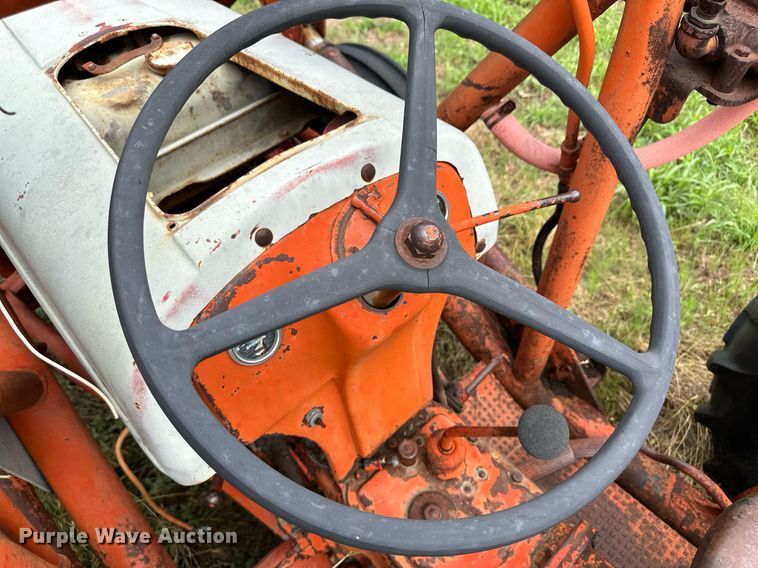 image for item NE9056 1948 Ford 8N  tractor