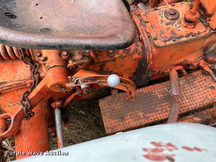 image for item NE9056 1948 Ford 8N  tractor