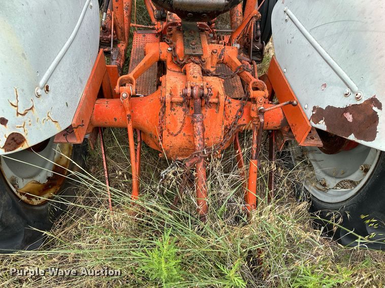 image for item NE9056 1948 Ford 8N  tractor