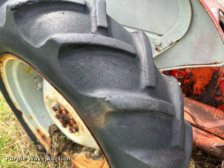 image for item NE9056 1948 Ford 8N  tractor