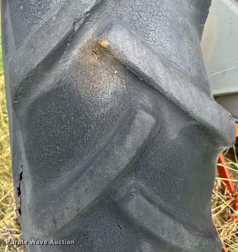 image for item NE9056 1948 Ford 8N  tractor