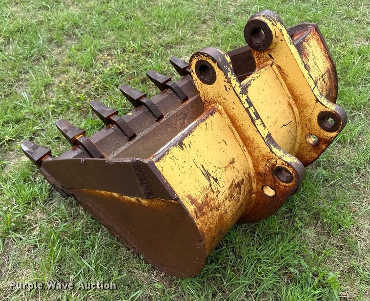 image for item NE9057 Backhoe bucket