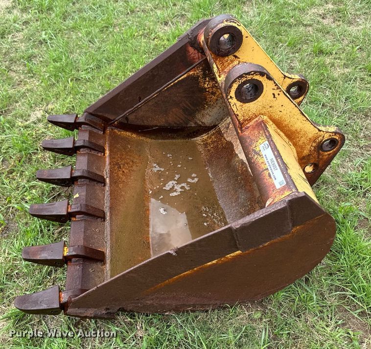 image for item NE9057 Backhoe bucket