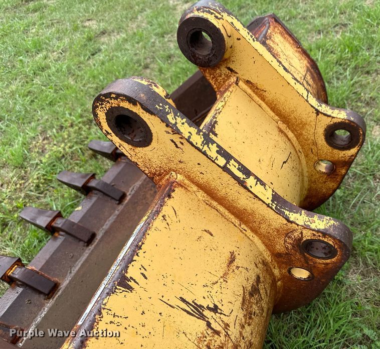 image for item NE9057 Backhoe bucket