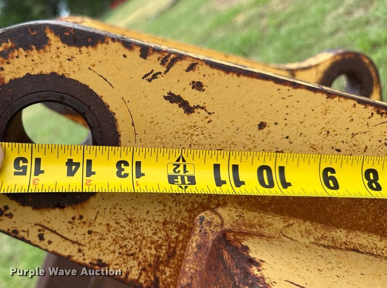 image for item NE9057 Backhoe bucket
