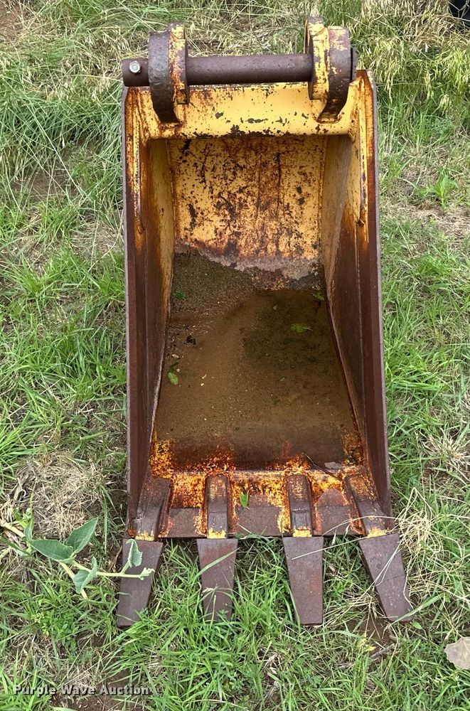 image for item NE9058 Backhoe bucket