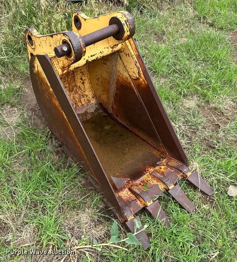 image for item NE9058 Backhoe bucket