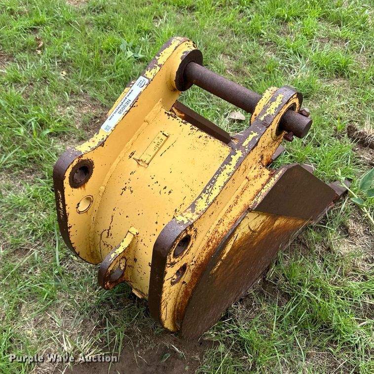 image for item NE9058 Backhoe bucket