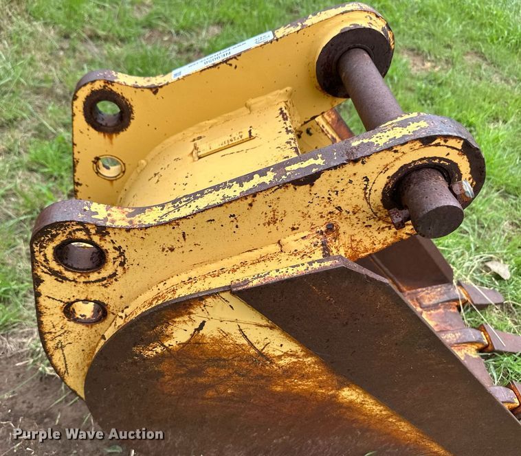 image for item NE9058 Backhoe bucket