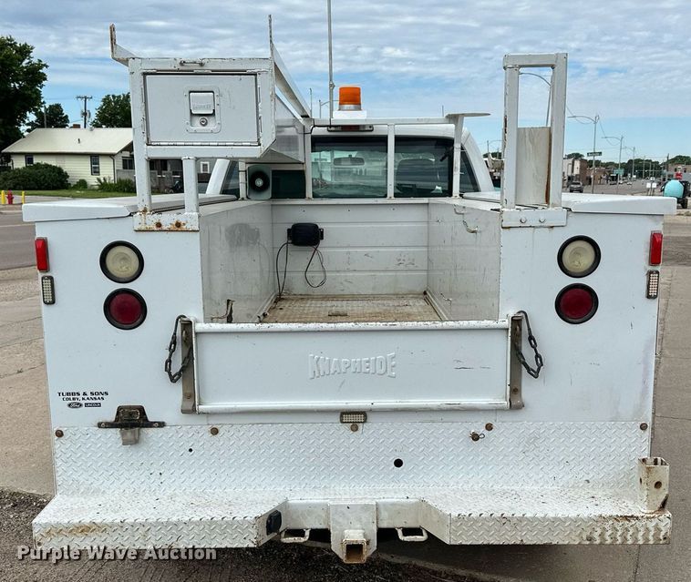 image for item NP9739 2015 Ford F250 Super Duty  SuperCab utility bed pickup truck