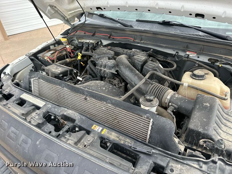 image for item NP9739 2015 Ford F250 Super Duty  SuperCab utility bed pickup truck