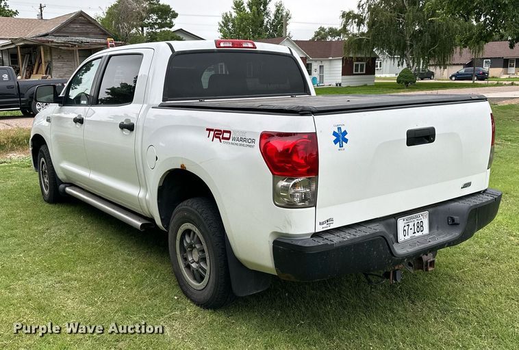 image for item NP9793 2009 Toyota Tundra  CrewMax pickup truck
