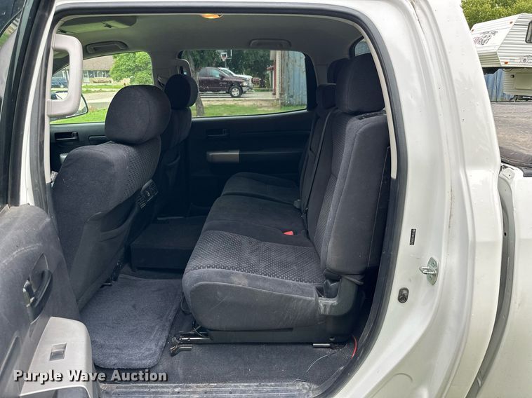 image for item NP9793 2009 Toyota Tundra  CrewMax pickup truck