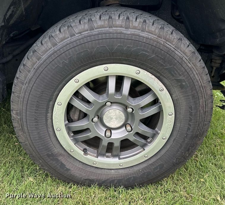 image for item NP9793 2009 Toyota Tundra  CrewMax pickup truck