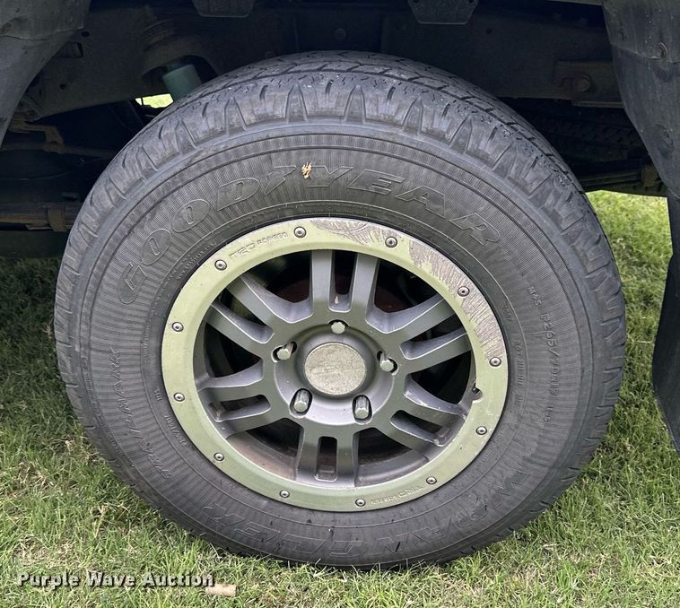 image for item NP9793 2009 Toyota Tundra  CrewMax pickup truck