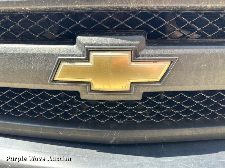 image for item NP9832 2010 Chevrolet Silverado 1500  Ext. Cab pickup truck