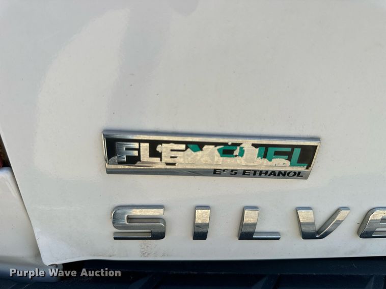 image for item NP9832 2010 Chevrolet Silverado 1500  Ext. Cab pickup truck
