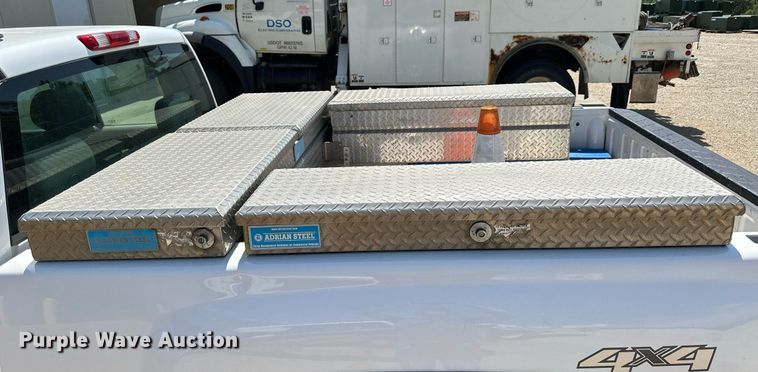 image for item NP9832 2010 Chevrolet Silverado 1500  Ext. Cab pickup truck