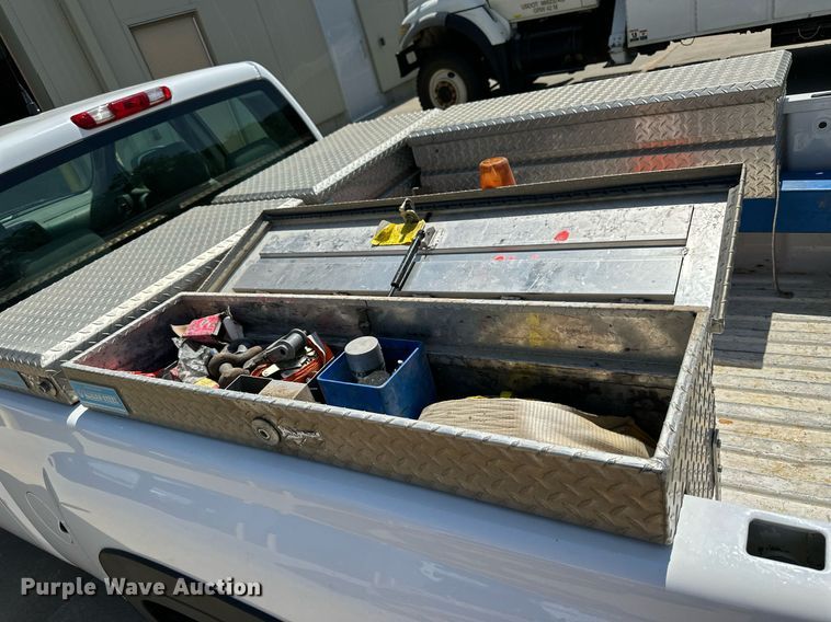 image for item NP9832 2010 Chevrolet Silverado 1500  Ext. Cab pickup truck