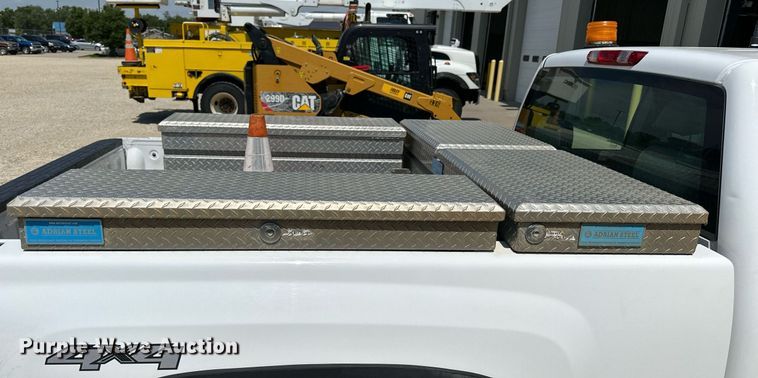 image for item NP9832 2010 Chevrolet Silverado 1500  Ext. Cab pickup truck