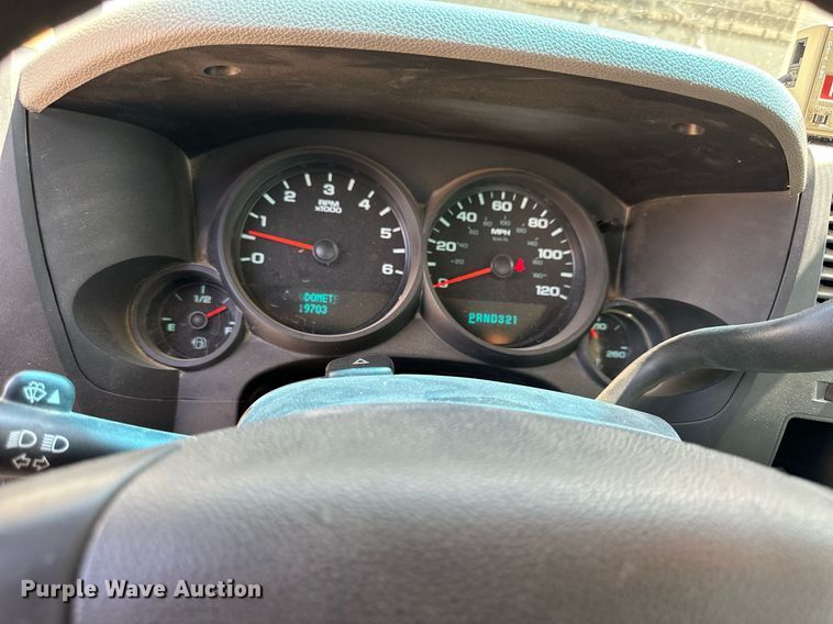 image for item NP9832 2010 Chevrolet Silverado 1500  Ext. Cab pickup truck