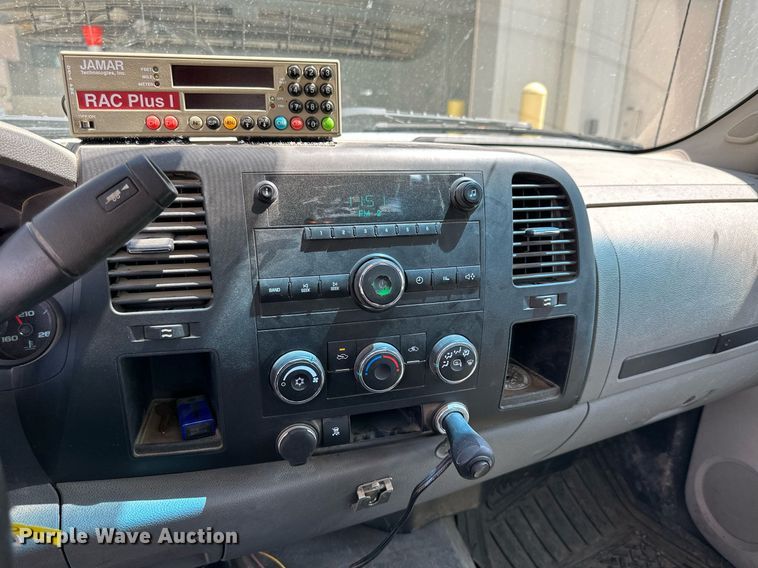 image for item NP9832 2010 Chevrolet Silverado 1500  Ext. Cab pickup truck