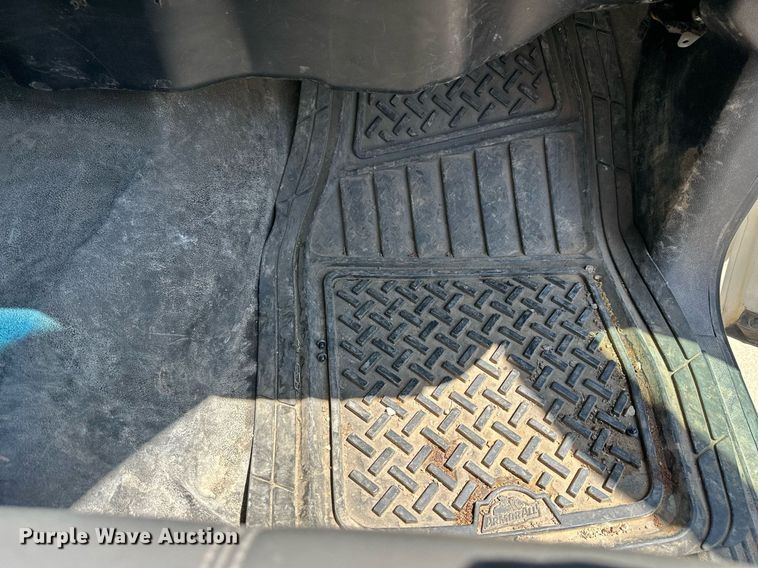 image for item NP9832 2010 Chevrolet Silverado 1500  Ext. Cab pickup truck