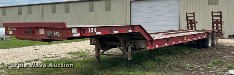 image for item NP9837 2006 Viking Trailers VFD46R16F35T  drop deck equipment trailer