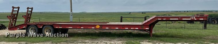 image for item NP9837 2006 Viking Trailers VFD46R16F35T  drop deck equipment trailer