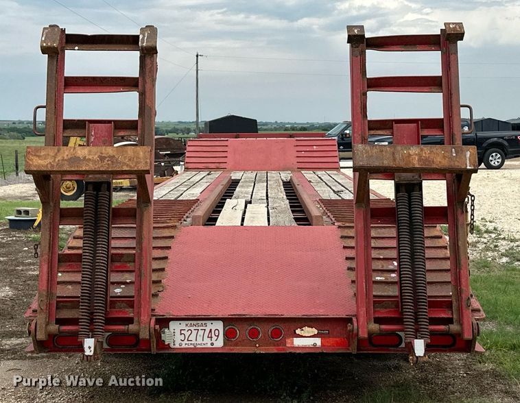 image for item NP9837 2006 Viking Trailers VFD46R16F35T  drop deck equipment trailer