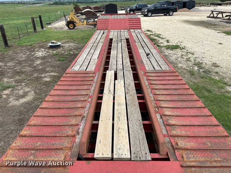 image for item NP9837 2006 Viking Trailers VFD46R16F35T  drop deck equipment trailer