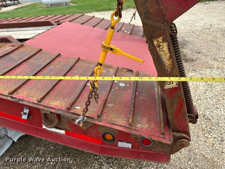 image for item NP9837 2006 Viking Trailers VFD46R16F35T  drop deck equipment trailer