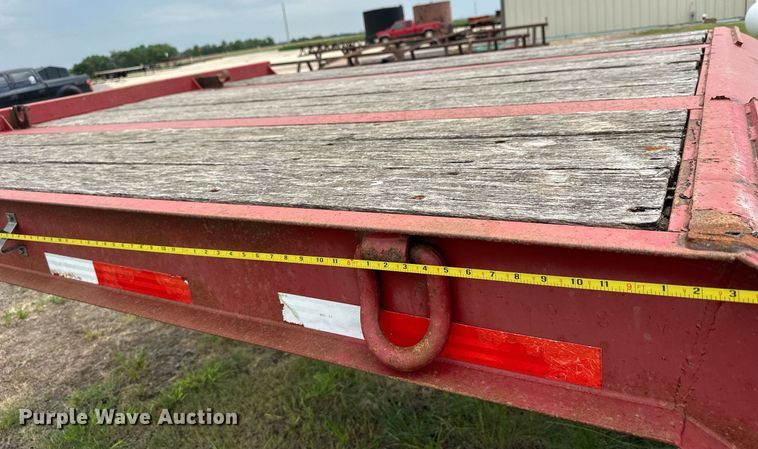 image for item NP9837 2006 Viking Trailers VFD46R16F35T  drop deck equipment trailer