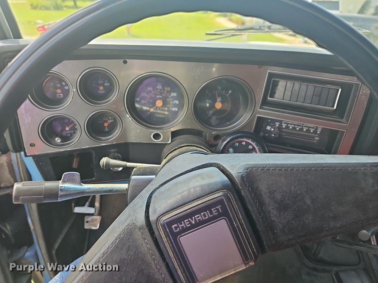 image for item NT9701 Chevrolet K20  pickup truck