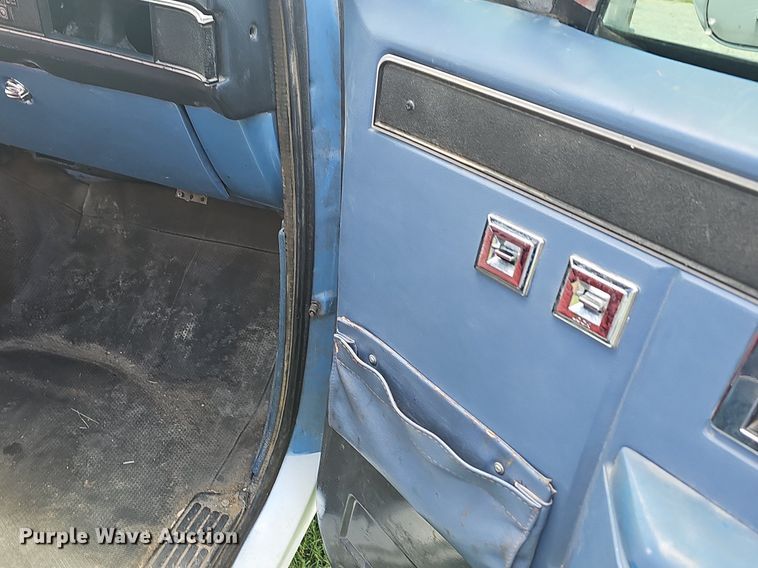 image for item NT9701 Chevrolet K20  pickup truck