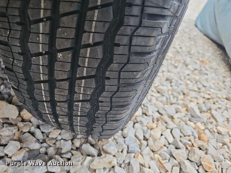 image for item NT9703 1988 Jeep Grand Wagoneer  SUV