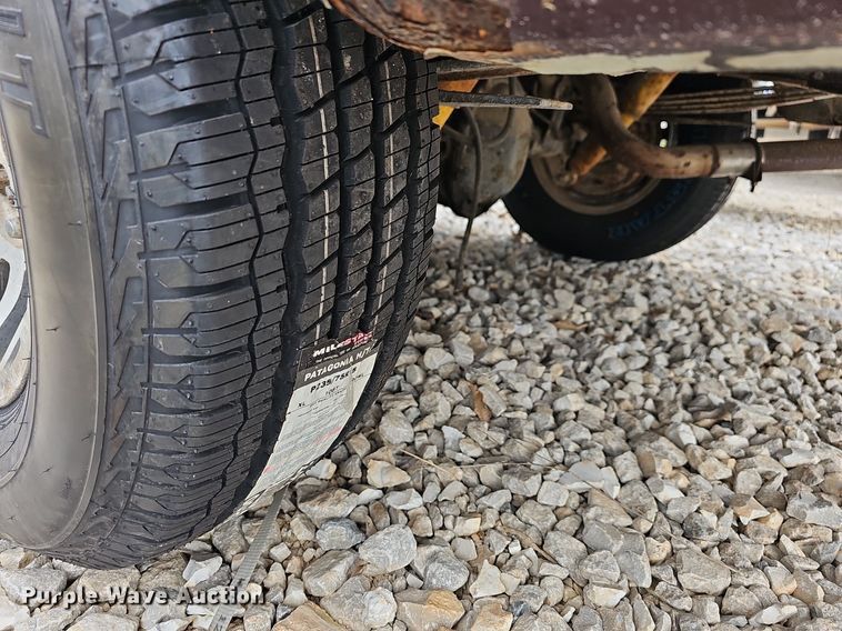 image for item NT9703 1988 Jeep Grand Wagoneer  SUV