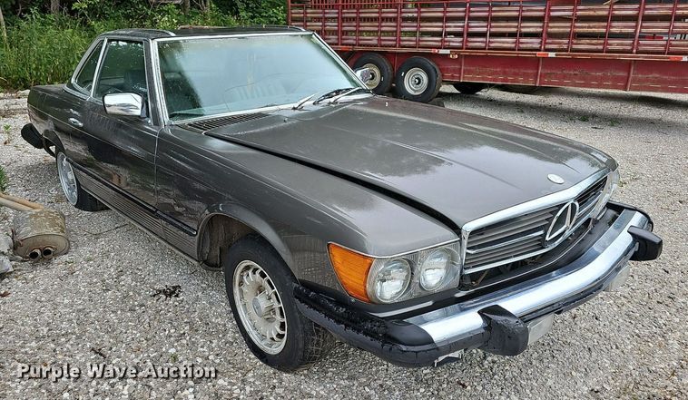 image for item NT9704 1984 Mercedes Benz 380SL
