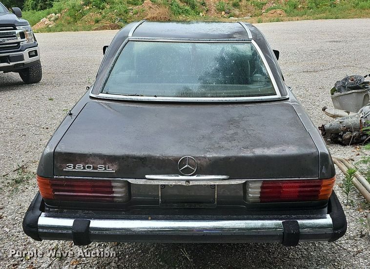 image for item NT9704 1984 Mercedes Benz 380SL
