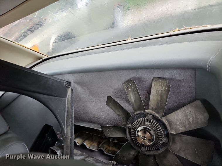 image for item NT9704 1984 Mercedes Benz 380SL