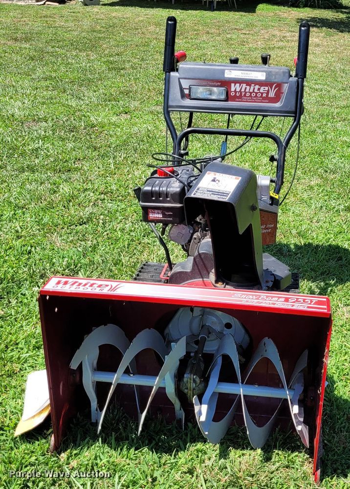 image for item NX9637 White Outdoor 955T  snow blower